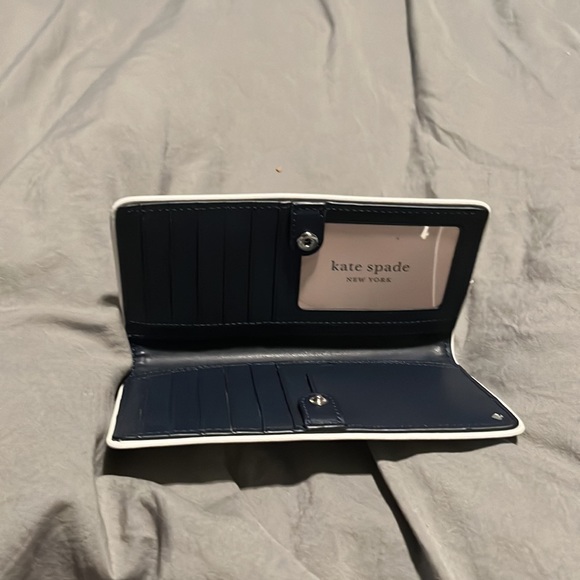 Kate Spade wallet - Picture 2 of 5